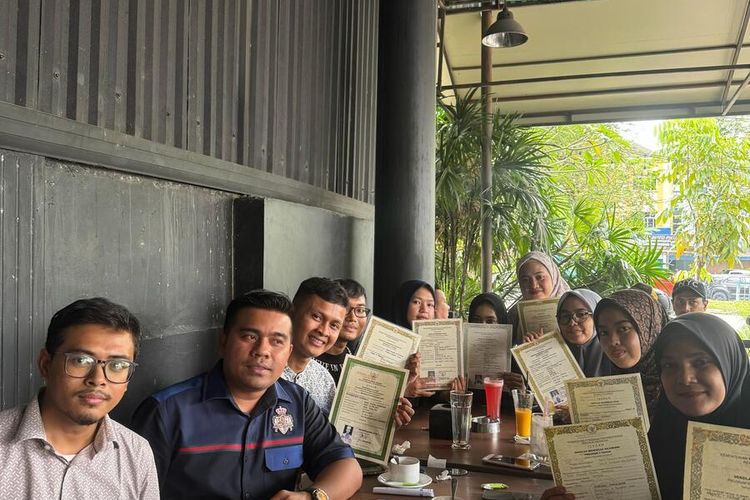 Kepala Sekolah Bantah Tahan Ijazah Mantan Guru di Pekanbaru