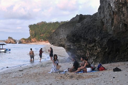 Wamenlu: Pemerintah Kerja Keras Datangkan Wisatawan Mancanegara ke Bali 