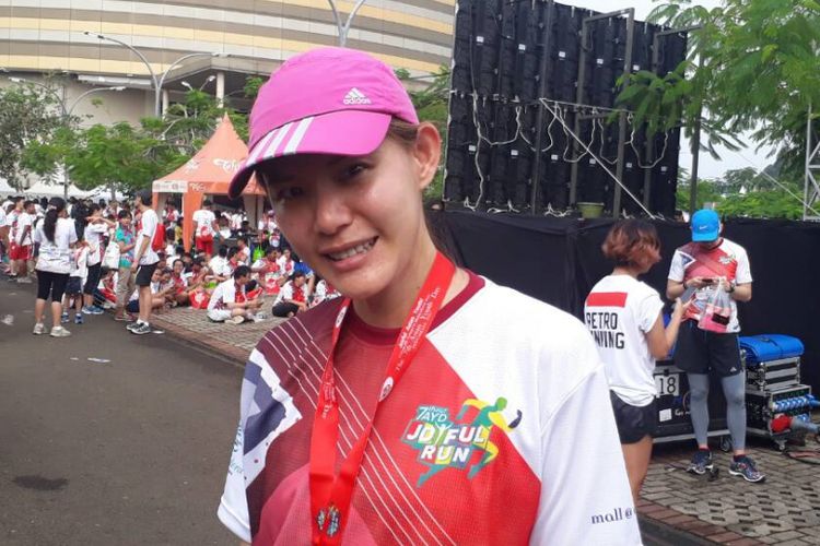 Olga Lydia mengikuti olah raga lari 10 kilometer dalam acara Joyful Run di Mal @ Alam Sutera, Tangerang, Banten, pada Minggu (7/5/2017).