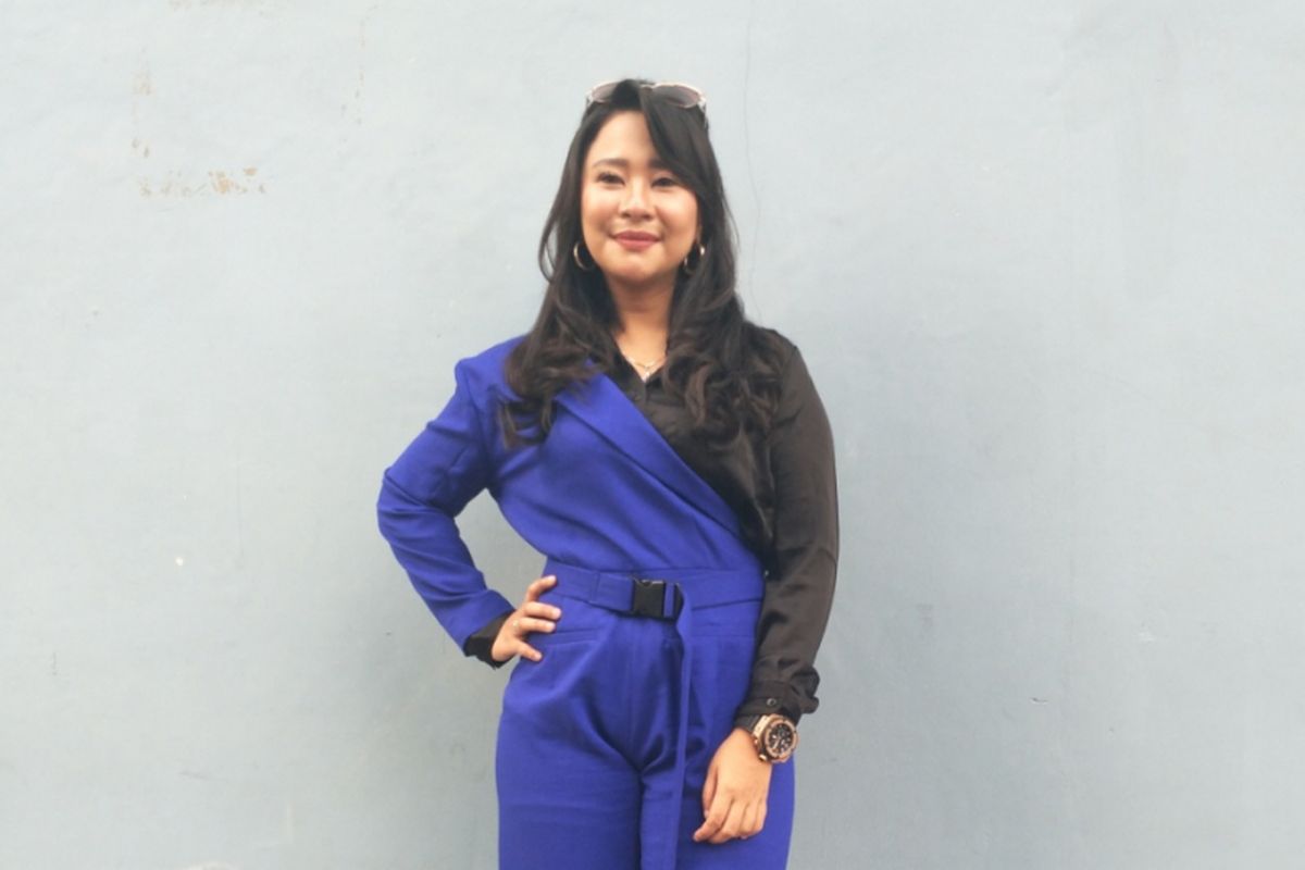 Chikita Meidy diabadikan setelah menjadi bintang tamu dalam program bincang-bincang di Stidio TransTV, Mampang, Jakarta Selatan, Kamis (19/7/2018).