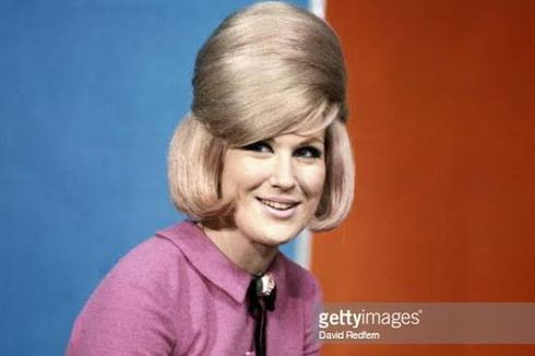 Lirik dan Chord Lagu Just One Smile dari Dusty Springfield