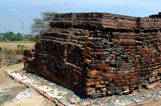 Sejarah Candi Tawangalun di Sidoarjo