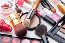 Praktis, Ini 3 Cara Membersihkan Kuas Makeup