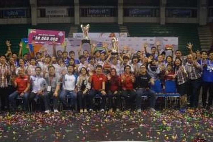 Tim futsal putra Universitas Negeri Jakarta (UNJ) unggul 7-0 atas Universitas Budi Luhur (UBL) pada laga final LIMA Futsal Nasional 2015 yang berlangsung hari ini (16/8) di GOR C-tra Arena, Bandung. 