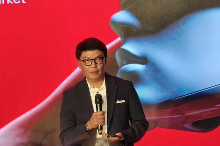Direktur Utama Telkomsel, Nugroho dalam acara peluncuran AI Innovation Hub di Bandung, Jawa Barat, Selasa (16/12/2025).