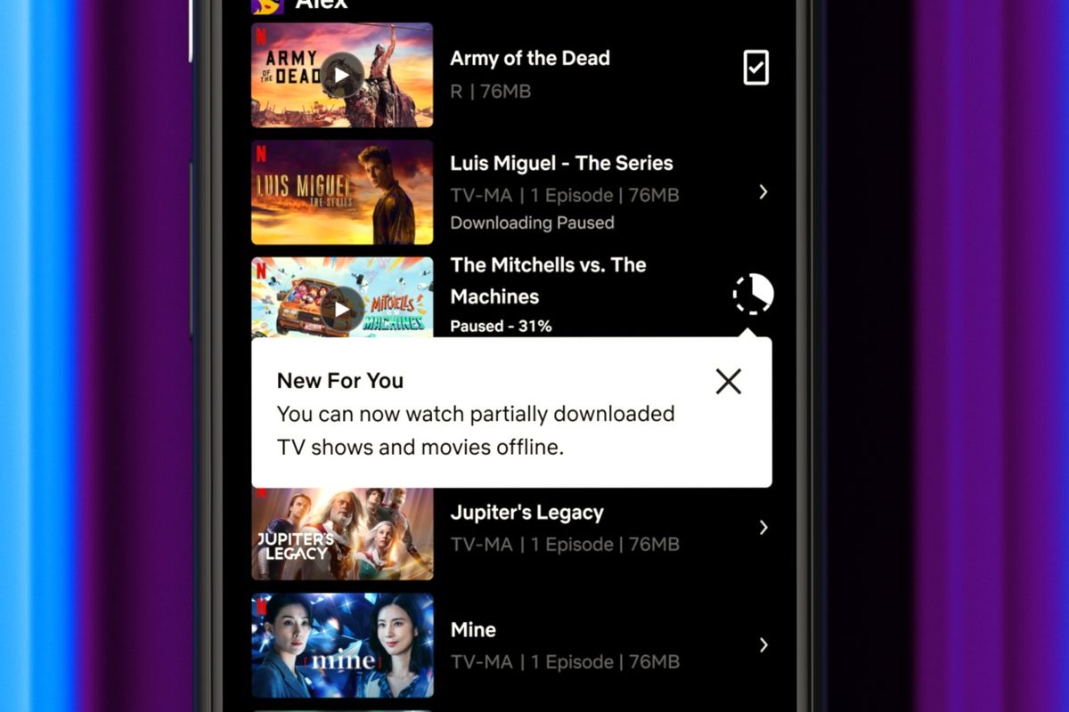 Ilustrasi fitur download terbaru di aplikasi Netflix.