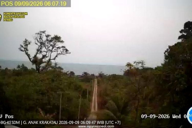 Gunung Anak Krakatau Erupsi Lagi, Letusan Tak Terlihat karena Kabut dan CCTV Masih Rusak