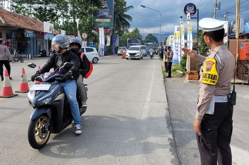 Arus Mudik di Simpang Ajibarang Banyumas Meningkat, Lalu Lintas Ramai Lancar