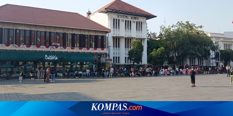 Apakah Kota Tua Jakarta Buka Malam Hari?