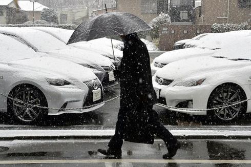 Badai Salju Jepang Membuat Nissan 
