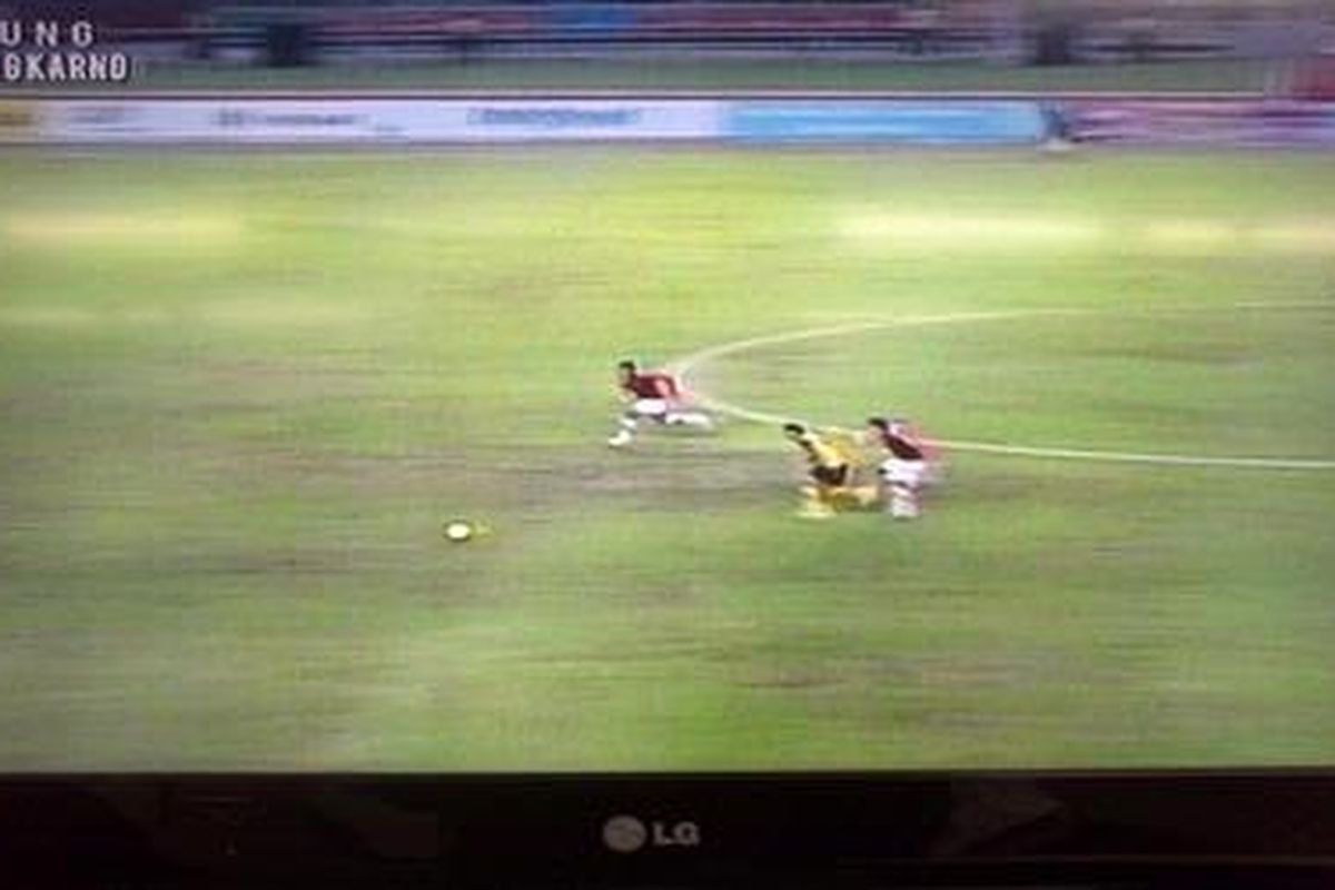 Ilustrasi Timnas Indonesia melawan Malaysia di SEA Games, Kamis (17/11/2011).
