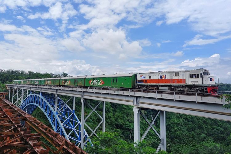 Kuartal I-2022, Angkutan Barang KAI Capai 12,7 Juta Ton 