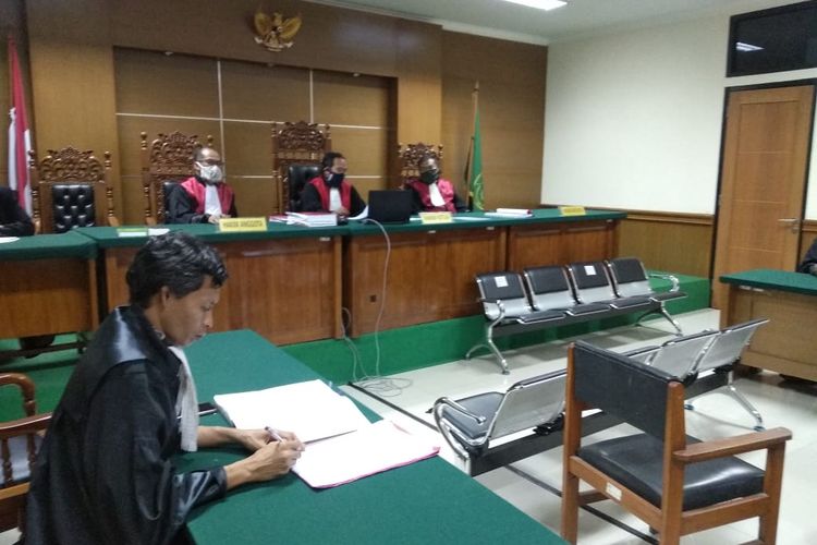 Suasana sidang korupsi dana desa di Pengadilan Tipikor Serang