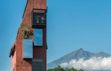 Lebarnya Cuma 2,8 Meter, Hotel di Salatiga Ini Punya Bangunan Ramping