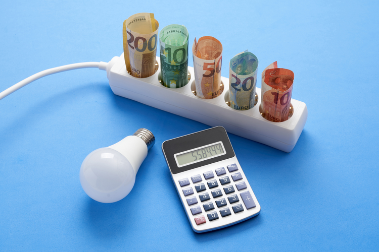 Daftar Tarif Listrik Per kWh Berlaku 1-7 Mei 2025, Ini Rinciannya