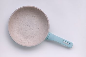4 Tips Masak dengan Teflon Keramik Antilengket, Biar Awet hingga 5 Tahun