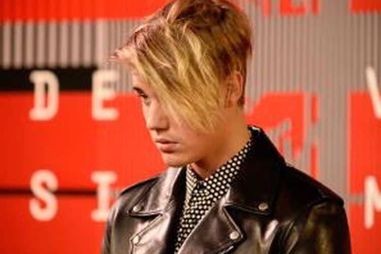 Justin Bieber hadir dalam pergelaran MTV Video Music Awards 2015 di Microsoft Theater, Los Angeles, California, AS, pada Minggu (30/8/2015) malam waktu setempat.