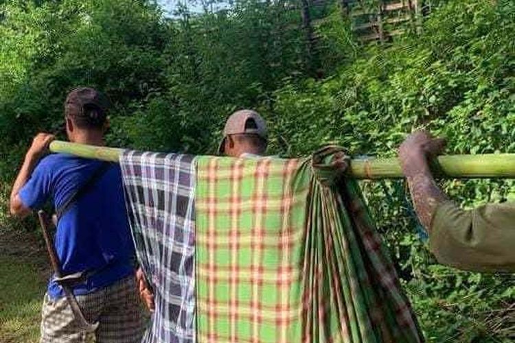 Ibu Hamil di Bima Ditandu 2 Km untuk Lahirkan Bayi Kembar, 1 Meninggal