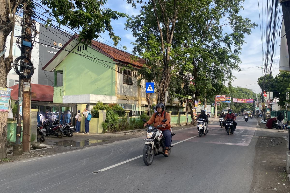 Hari Pertama Sekolah, Arus Lalu Lintas Bekasi Terpantau Lancar