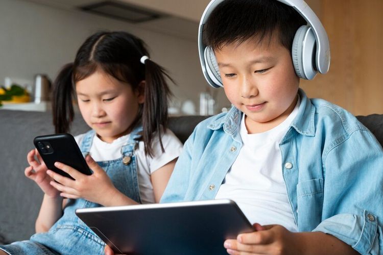 Media Sosial Tak Selalu Buruk untuk Anak, Ini Penjelasan Psikolog