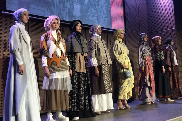 Koleksi desainer Indonesia yang akan dibawa ke Front Row Paris