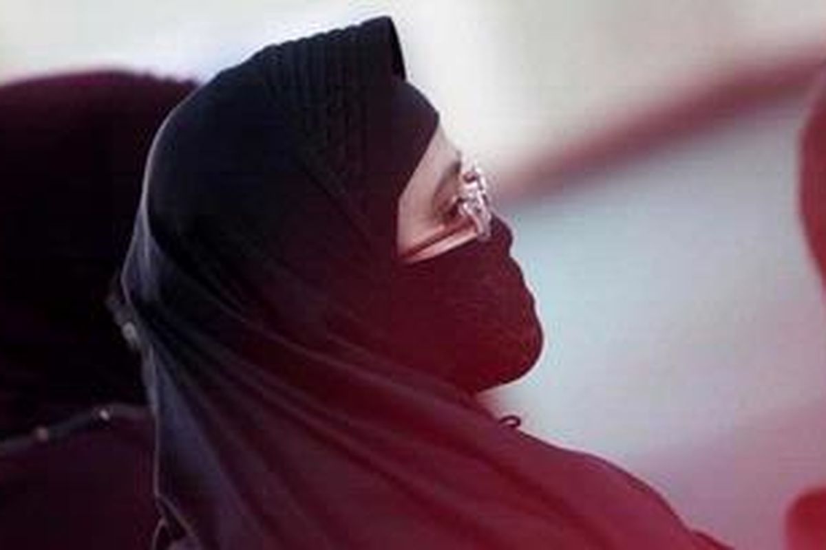 Yulianis, mantan Wakil Direktur Keuangan PT Permai Group, perusahaan milik Mohammad Nazarudin