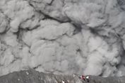 Viral Video Pendaki Nyaris Terkena Letusan Gunung Dukono, Pendakian Sebenarnya Tutup