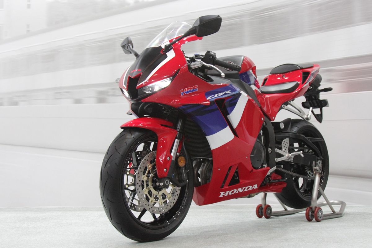 All New CBR600RR dengan warna baru telah hadir di Indonesia