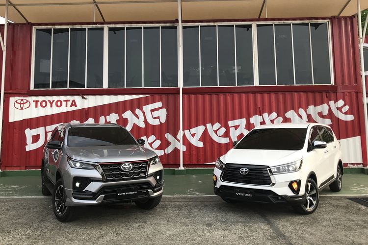 The appearance of the latest Kijang Innova and Fortuner.