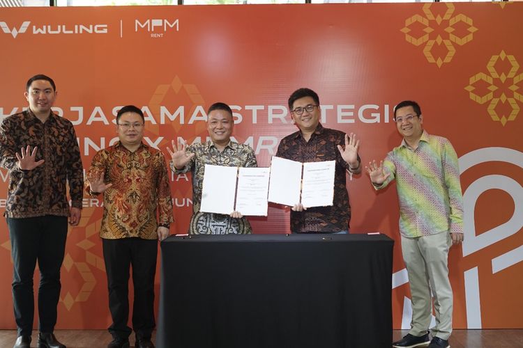 Perusahaan Penyedia Transportasi Ini Tambah 50 Unit Wuling BinguoEV Lite