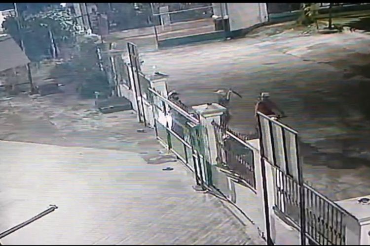 Begal Sadis di Palembang Kembali Berulah, Marbot Masjid Disabet Parang hingga Jari Nyaris Putus