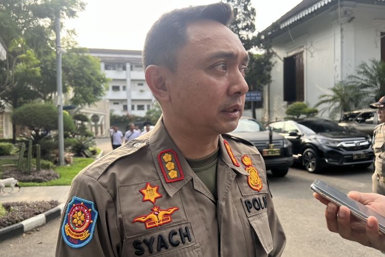 Kasatpol PP Kota Bogor Agustian Syach bakal membongkar lapak PKL di Jalan Dewi Sartika hingga Jalan MA Salmun saat malam takbiran, Senin (8/4/2024).