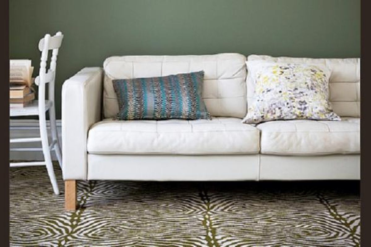 Karpet motif kulit binatang semakin digandrungi dunia desain.