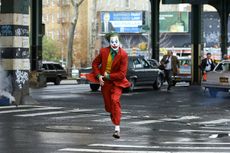 Trailer Pertama Dirilis, Joker dan Joaquin Phoenix Dipuji