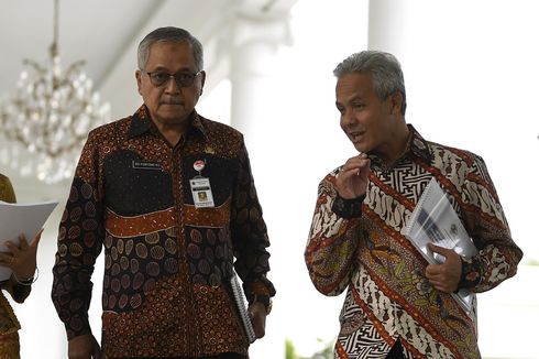 Ganjar Pranowo Sodorkan Sebundel Berkas, Presiden Jokowi Cuma Minta Tiga