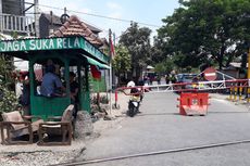 Begini Kondisi Pos Relawan Penjaga Perlintasan di Lokasi Tabrakan Kereta Vs Pajero di Surabaya