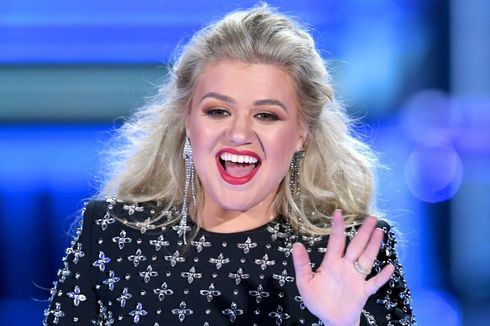 Kelly Clarkson Punya Solusi untuk Masalah Taylor Swift dengan Manajer Justin Bieber