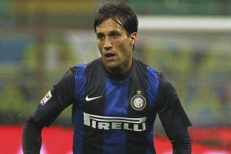 Bek Inter Milan, Matias Silvestre dikabarkan akan segera bergabung bersama AC Milan. 