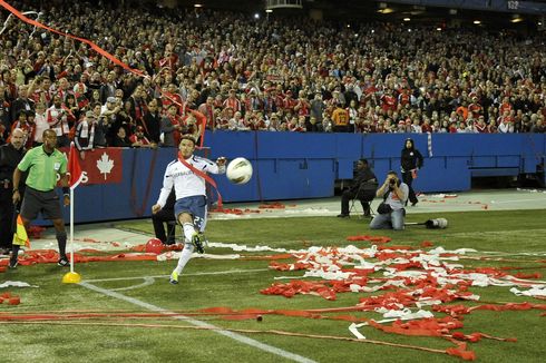 Bagaimana Terjadinya Corner Kick dalam Sepak Bola?