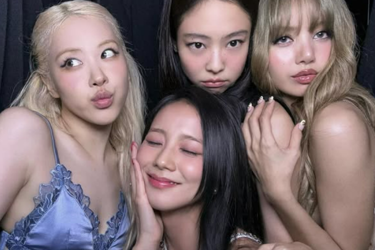 Jisoo BLACKPINK Ulang Tahun, Rosé, Lisa, dan Jennie Kompak Beri Ucapan Manis