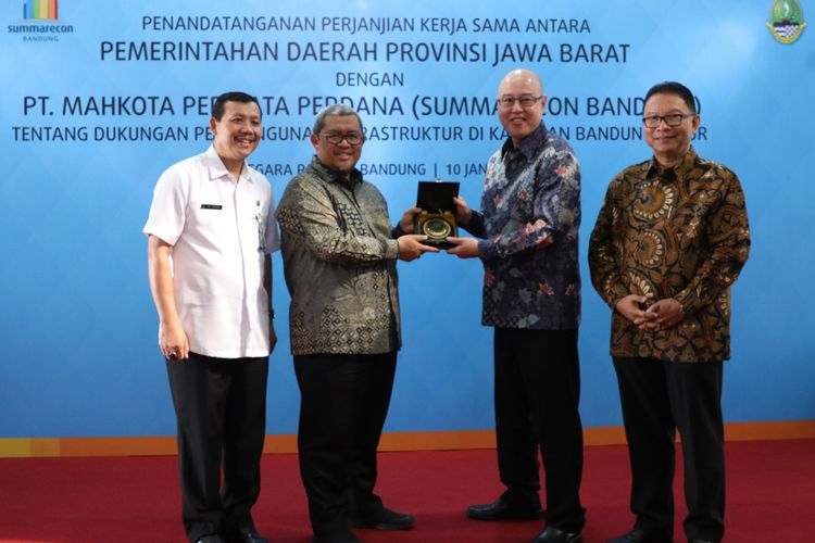 Summarecon resmi menjalin kerja sama dengan Pemerintah Provinsi Jawa Barat (Pemprov Jabar) untuk membangun infrastruktur di wilayah timur Bandung, Rabu (10/1/2018).