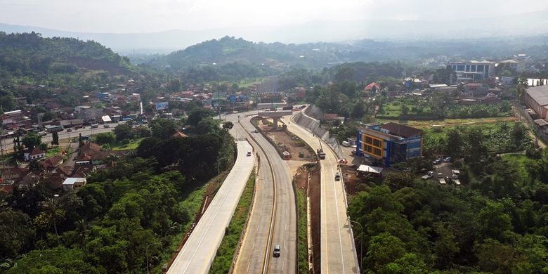 Jalan Tol Yogyakarta-Bawen.