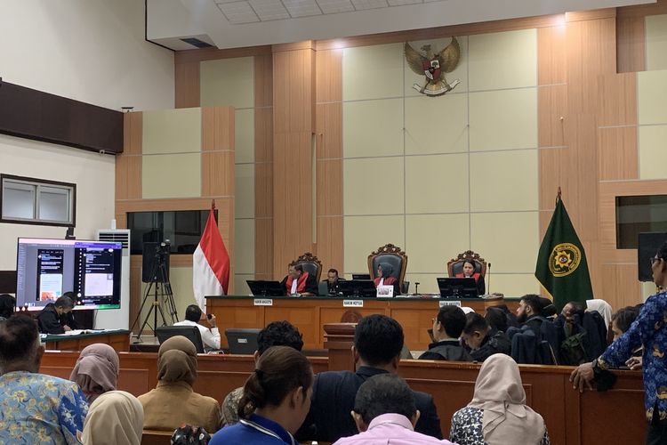 Sidang Dokter Tifa Memanas Sejak Awal, Kuasa Hukum: Yang Dihadirkan Saksi atau Pelapor?