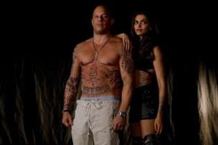 Vin Diesel dan Deepika Padukone dalam xXx: The Return of Xander Cage (2017) 