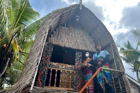 Wisata ke Desa Sukarara, Belajar Bikin Kain Tenun Lombok