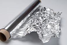 Masukkan Aluminium Foil dalam Air Fryer, Aman Enggak sih?
