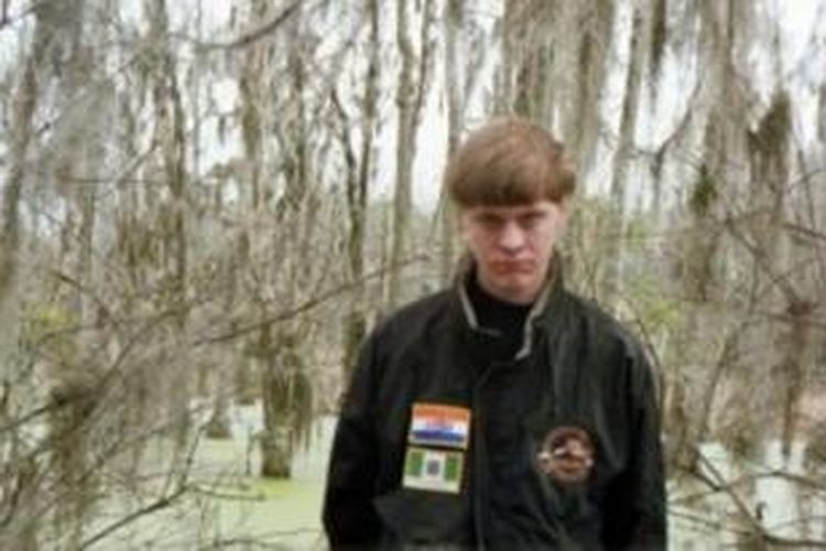 Kepolisian AS merilis nama Dylan Roof (21) sebagai tersangka penembakan di sebuah gereja di Charleston yang menewaskan 9 orang.