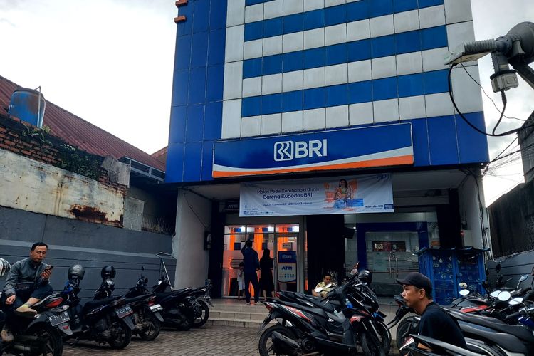 Kantor salah satu unit layanan BRI di Bogor 