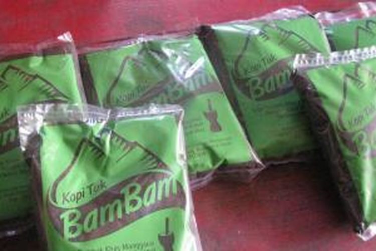 Kopi Tuk Bambam, oleh-oleh khas Kabupaten Manggarai Barat, Nusa Tenggara Timur.