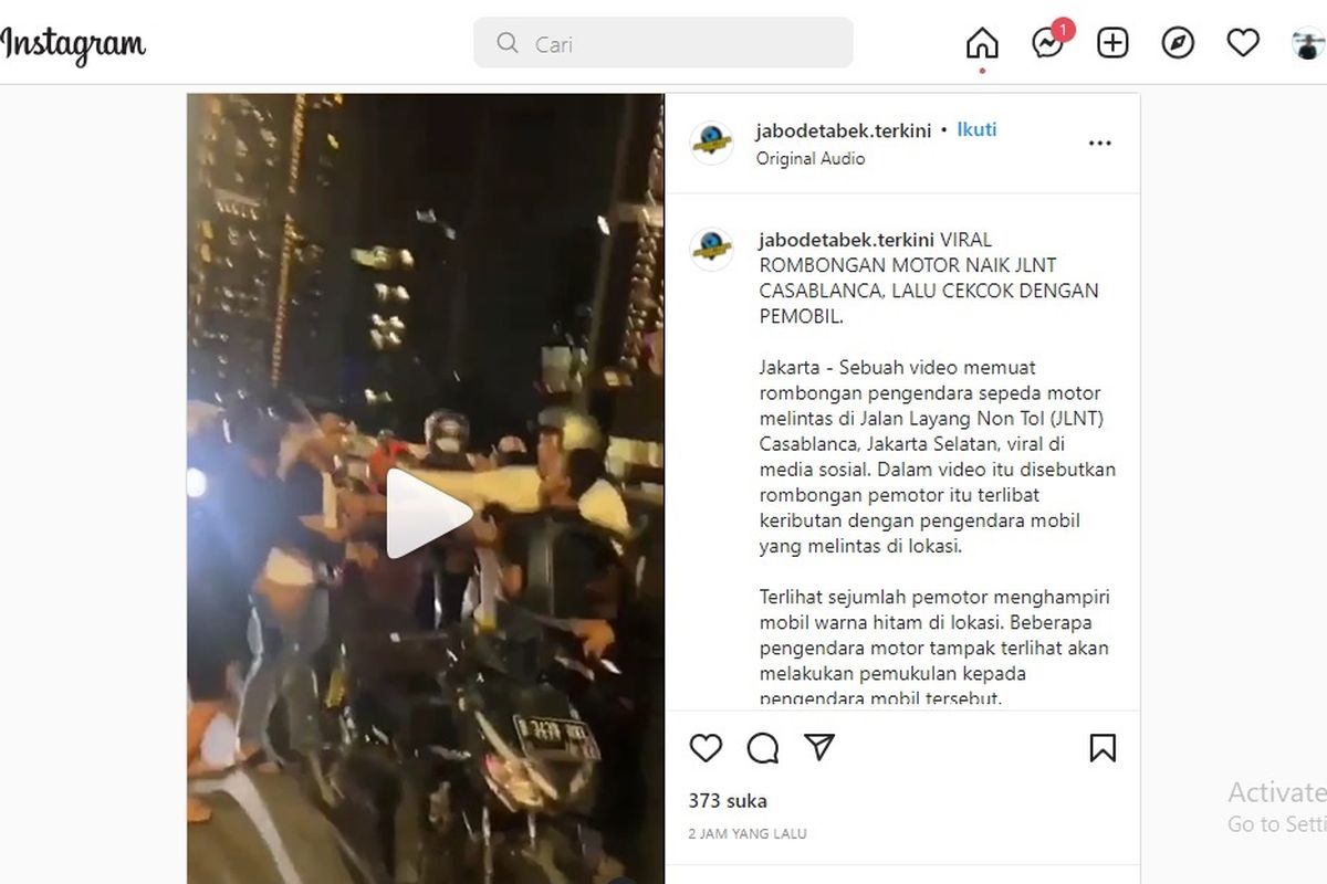 Video viral pemotor ribut dengan pengendara mobil di JLNT Casablanca.